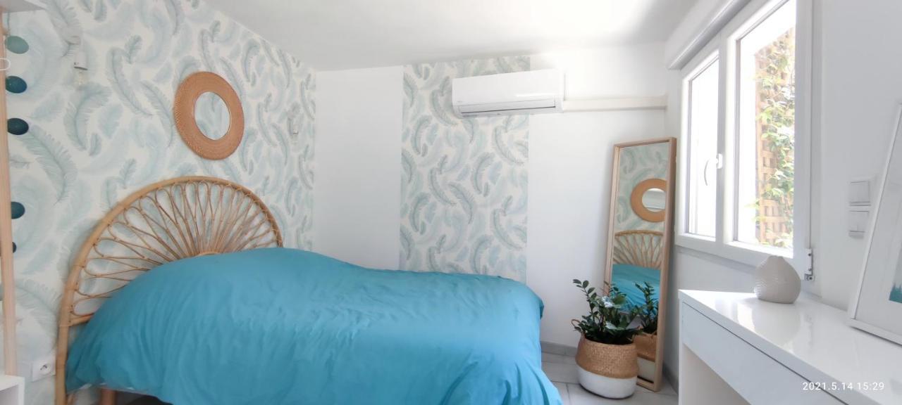 Belle Dependance De 30M2 Avec Terrasse Et Jardin Apartamento Villeneuve-lès-Avignon Exterior foto